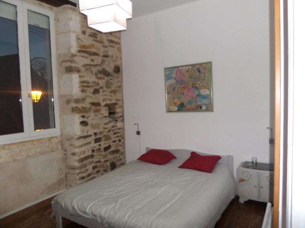 Appartement à JUMILHAC-LE-GRAND