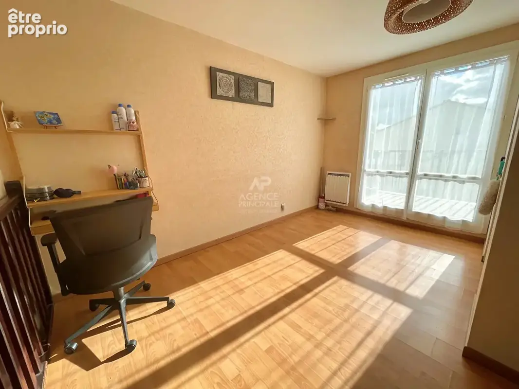 Maison Carrieres Sous Poissy 4 pièce(s) 79 m2 - photo 7