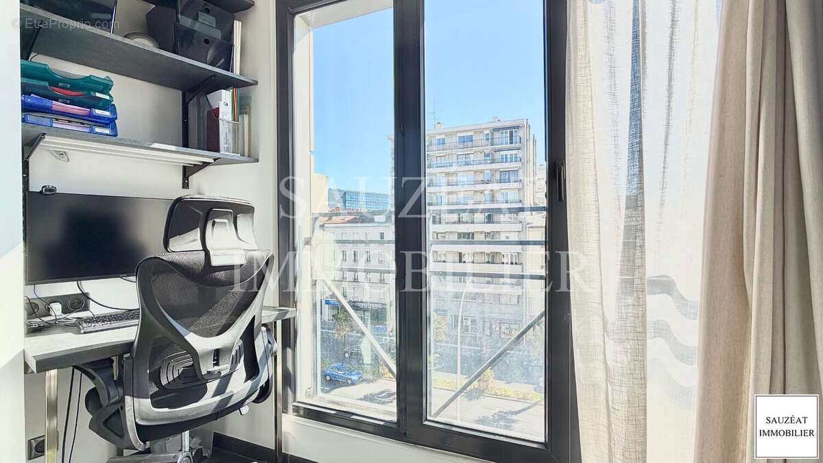 Appartement à MONTROUGE