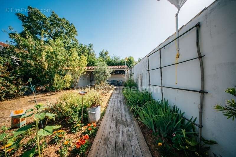 Maison à vendre 6 pièces LA ROCHELLE (17) - photo 35