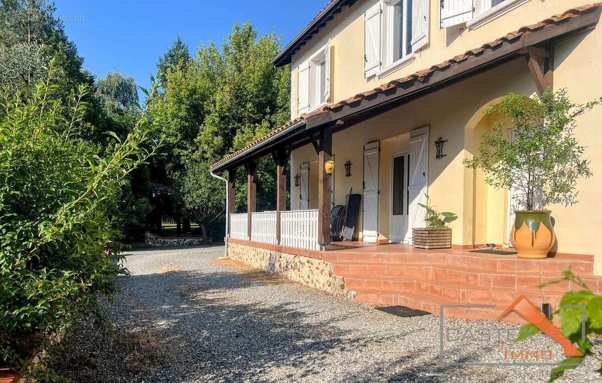 Maison spacieuse avec piscine et grands extérieurs à Mane 31260 - photo 16