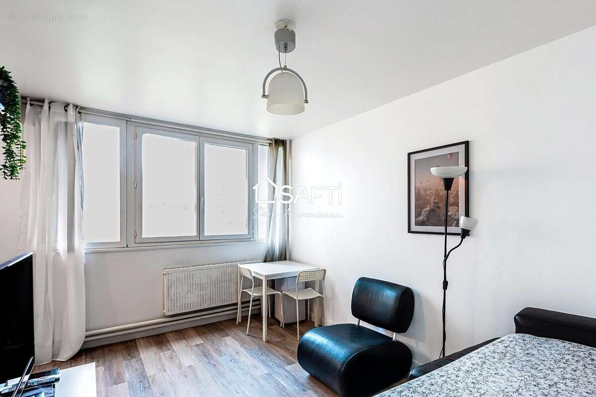 Photo 3 - Appartement à AUBERVILLIERS