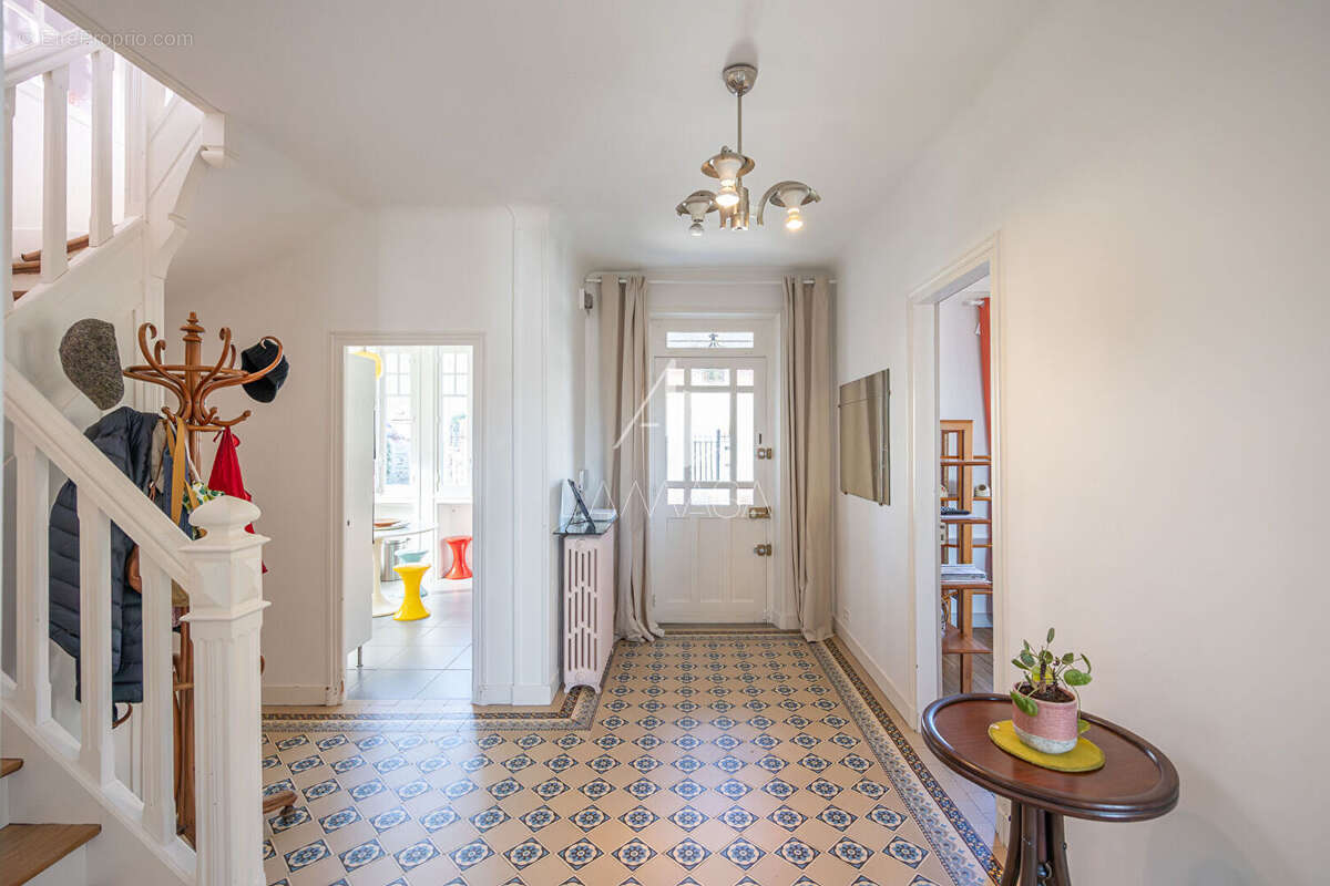Maison à ESBLY