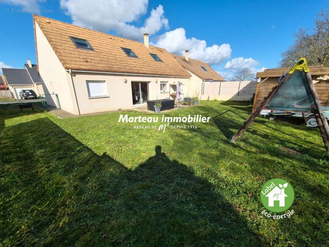 Maison à VOIVRES-LES-LE-MANS