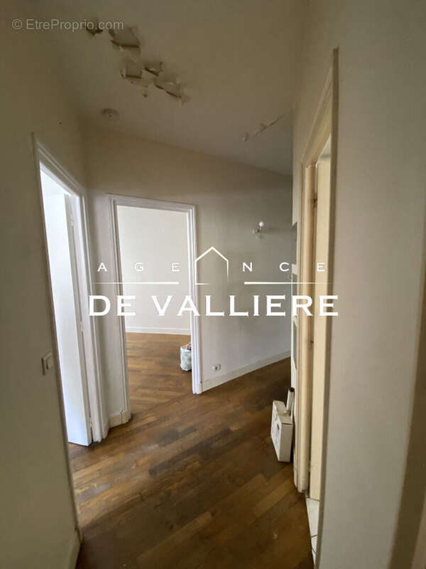 Appartement à SURESNES
