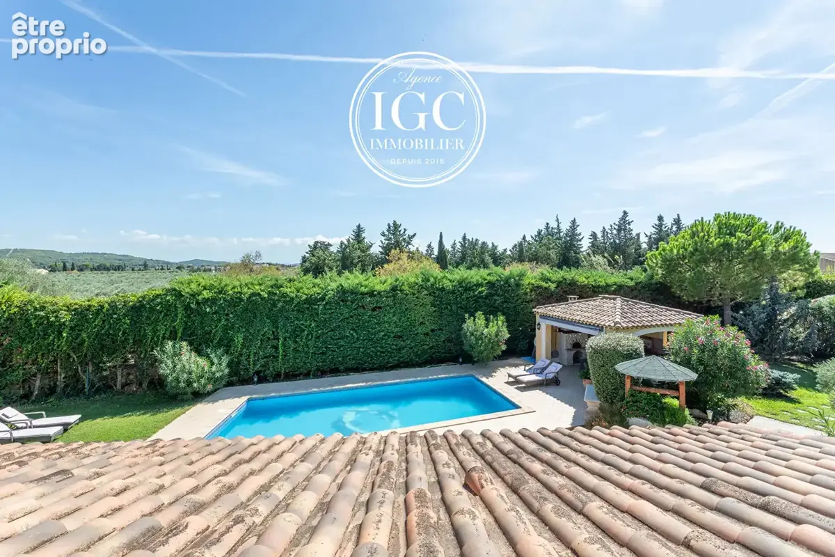 La Fare-les-Oliviers  Villa de 185 m² sur 1550 m² de terrain avec piscine - photo 18