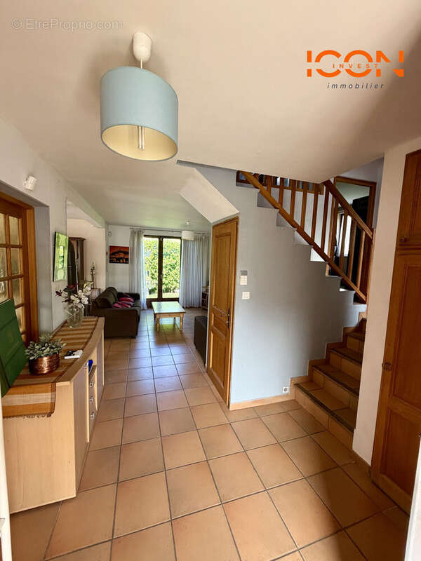 Maison 117 m² à Valdoie  - photo 4
