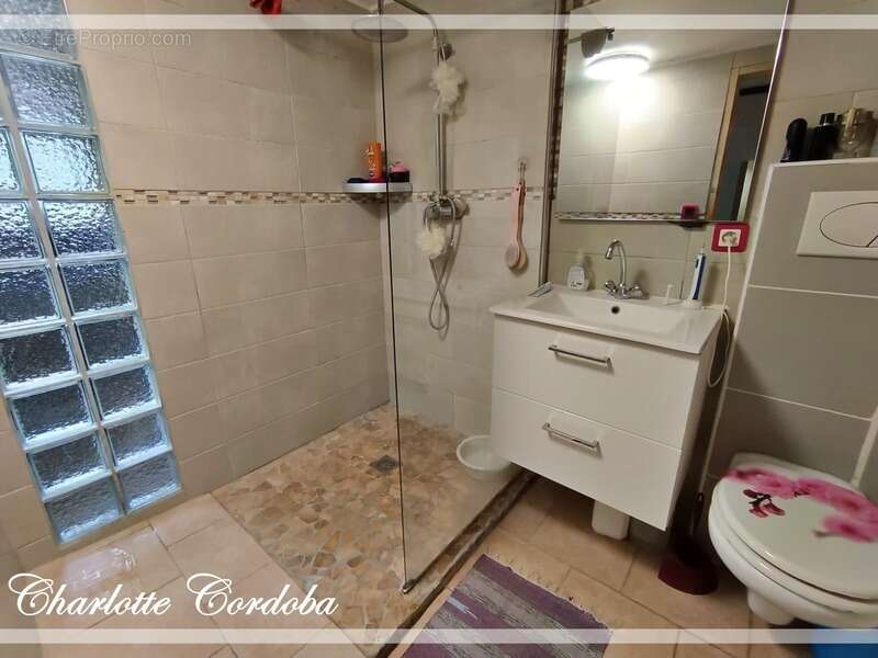 Maison à COLAYRAC-SAINT-CIRQ