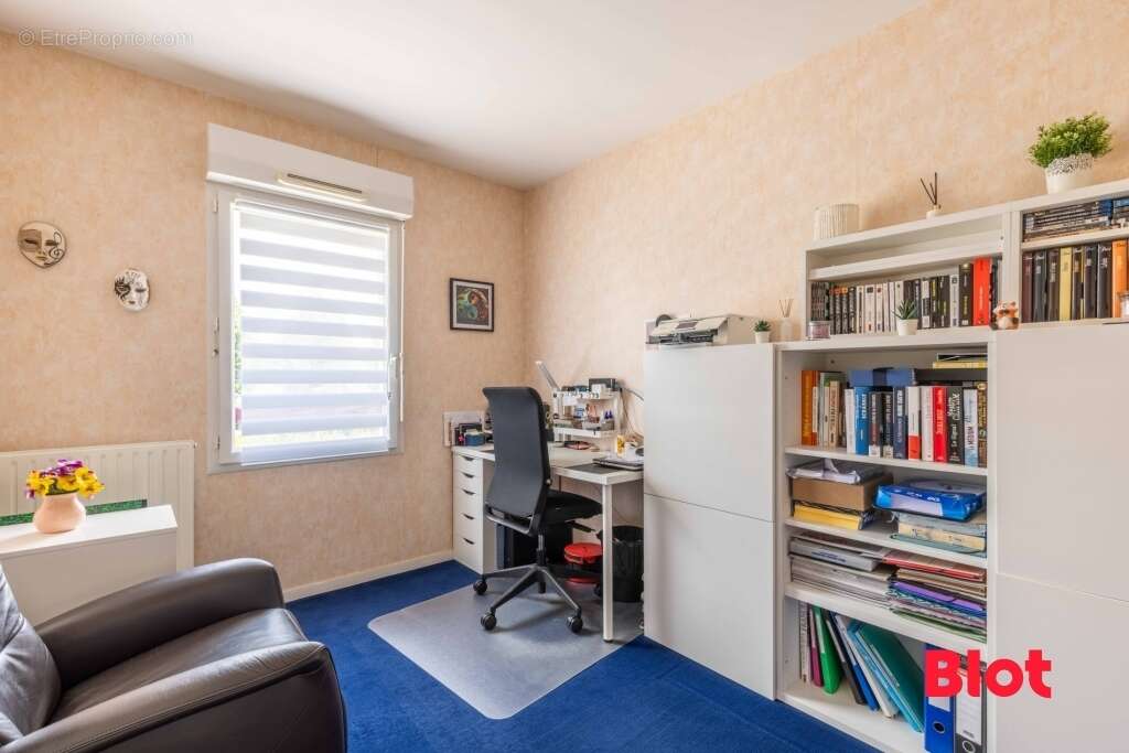 Appartement 80 m² à Betton  - photo 7