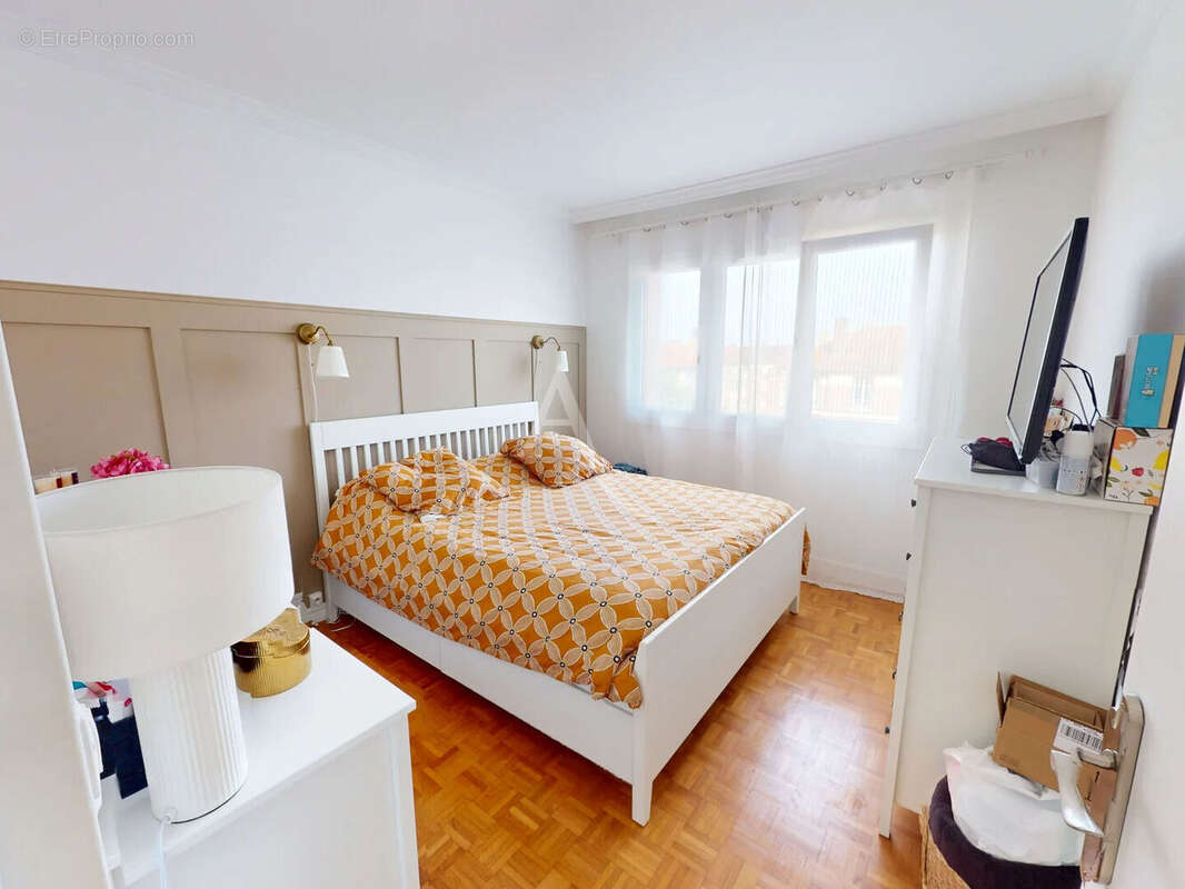 Bondy, Appartement, T4, avec parking et cave - photo 4