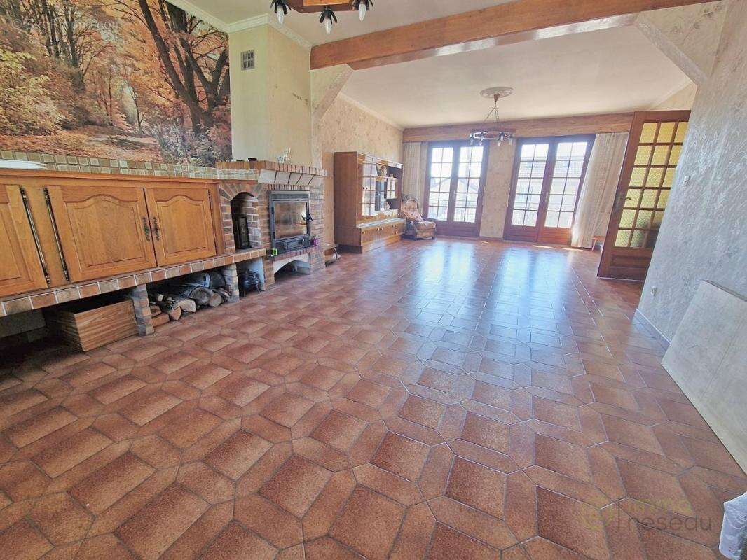 Maison à PONTAULT-COMBAULT