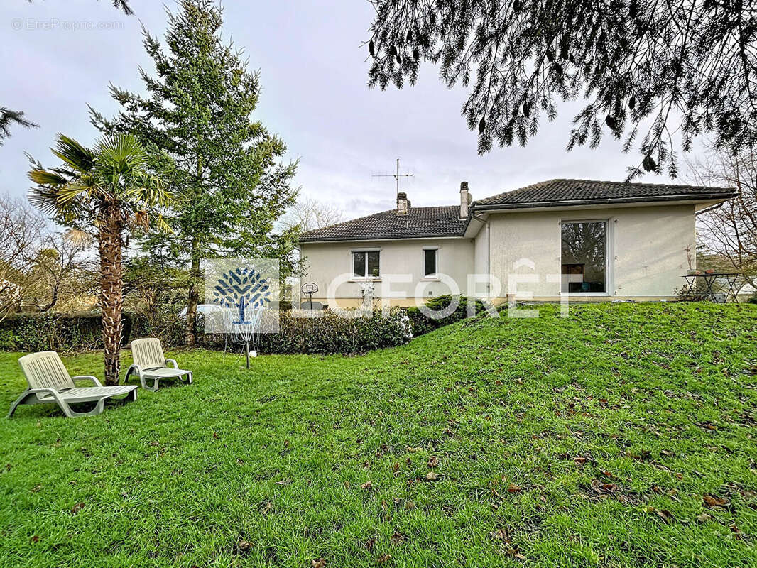 Maison à BRESSUIRE