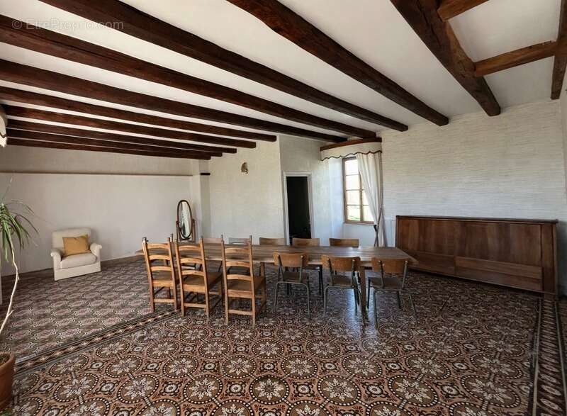 Maison à AIGREFEUILLE-D'AUNIS