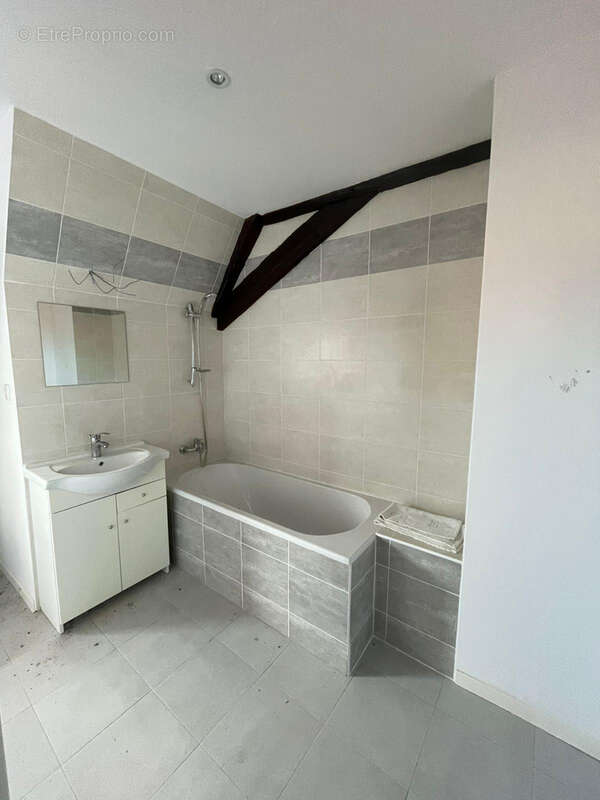 Appartement duplex de 60m2, au centre-ville de Riquewihr - photo 3