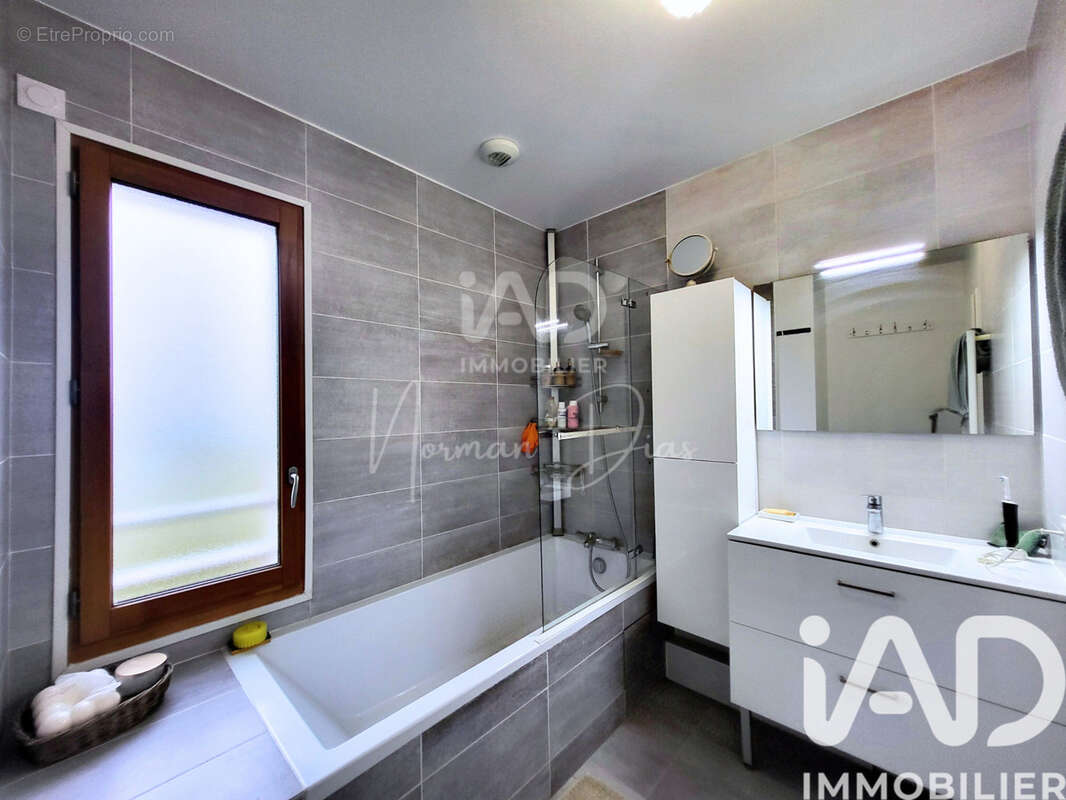 Photo 4 - Maison à MARLY-LA-VILLE