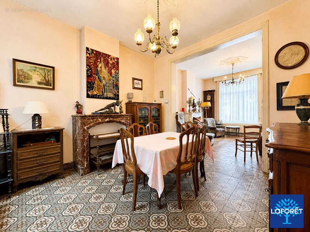 Maison de charme avec beaux volumes, Secteur Vauban 140m2 - photo 4