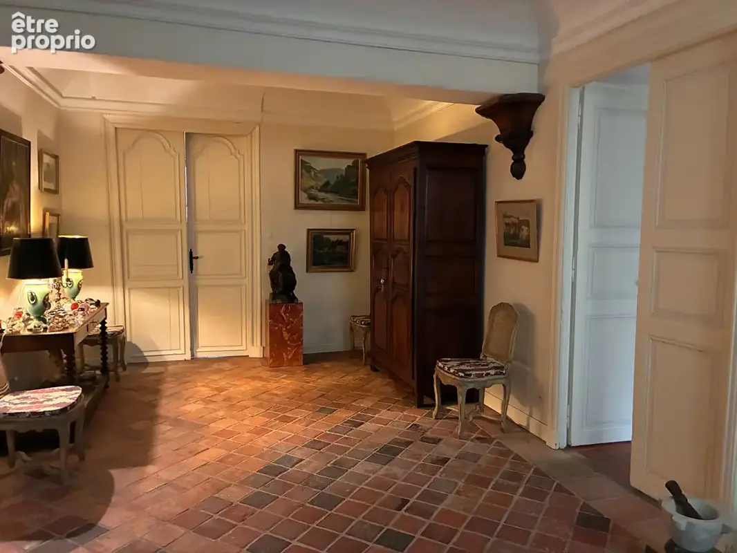 Appartement d'exception et de prestige du XVIII ème de 213 m2 - photo 6