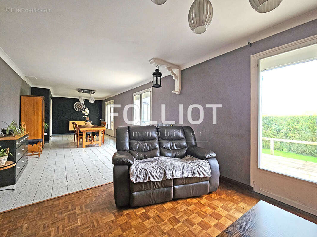 Maison à DOUVRES-LA-DELIVRANDE