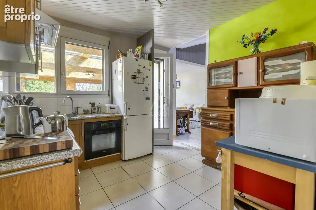 Maison ancienne rénovée avec jardin arboré - photo 8