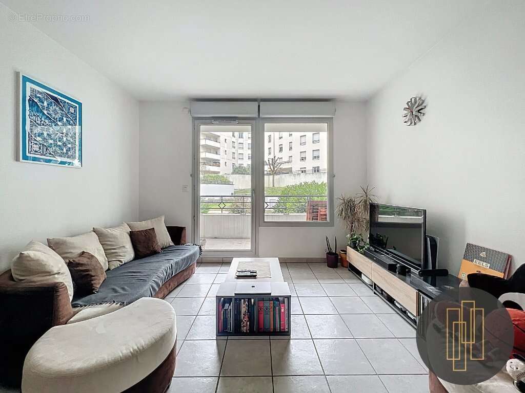 Appartement à LYON-9E