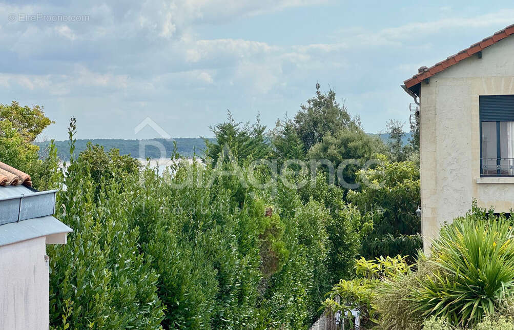 Maison à SAINT-GEORGES-DE-DIDONNE