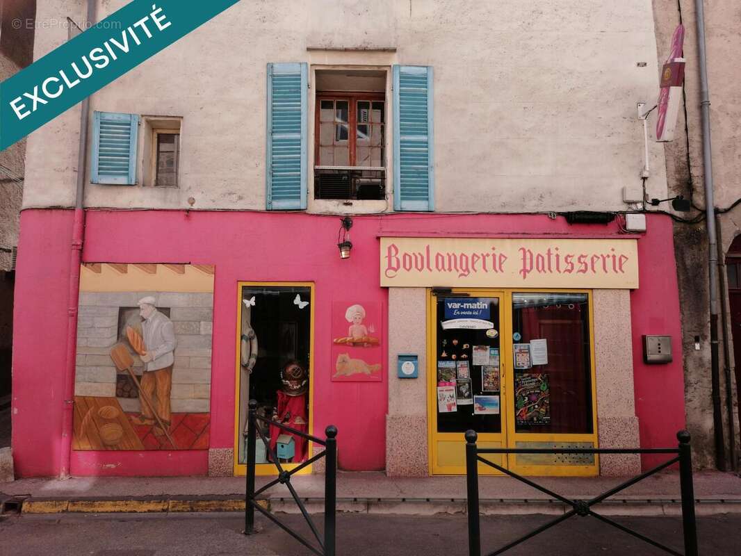 Photo 2 - Commerce à TOURVES