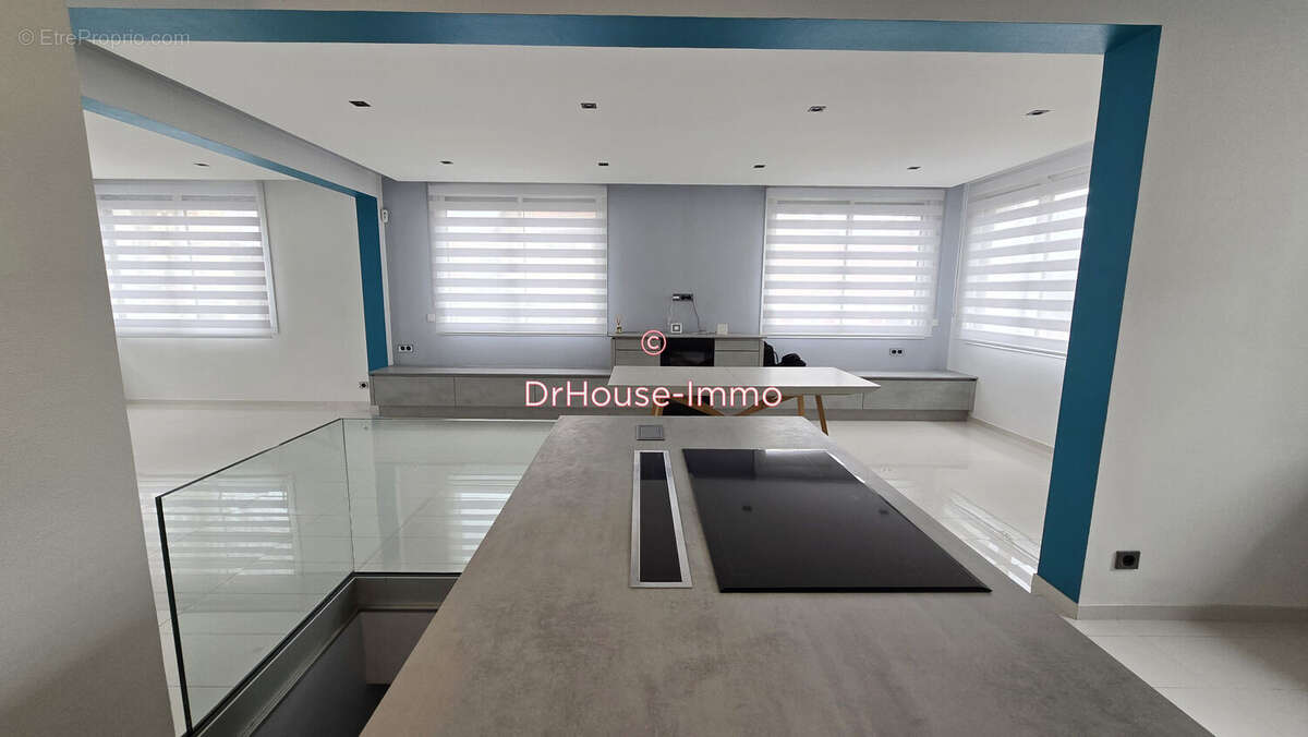 Maison à SAINT-MAUR-DES-FOSSES