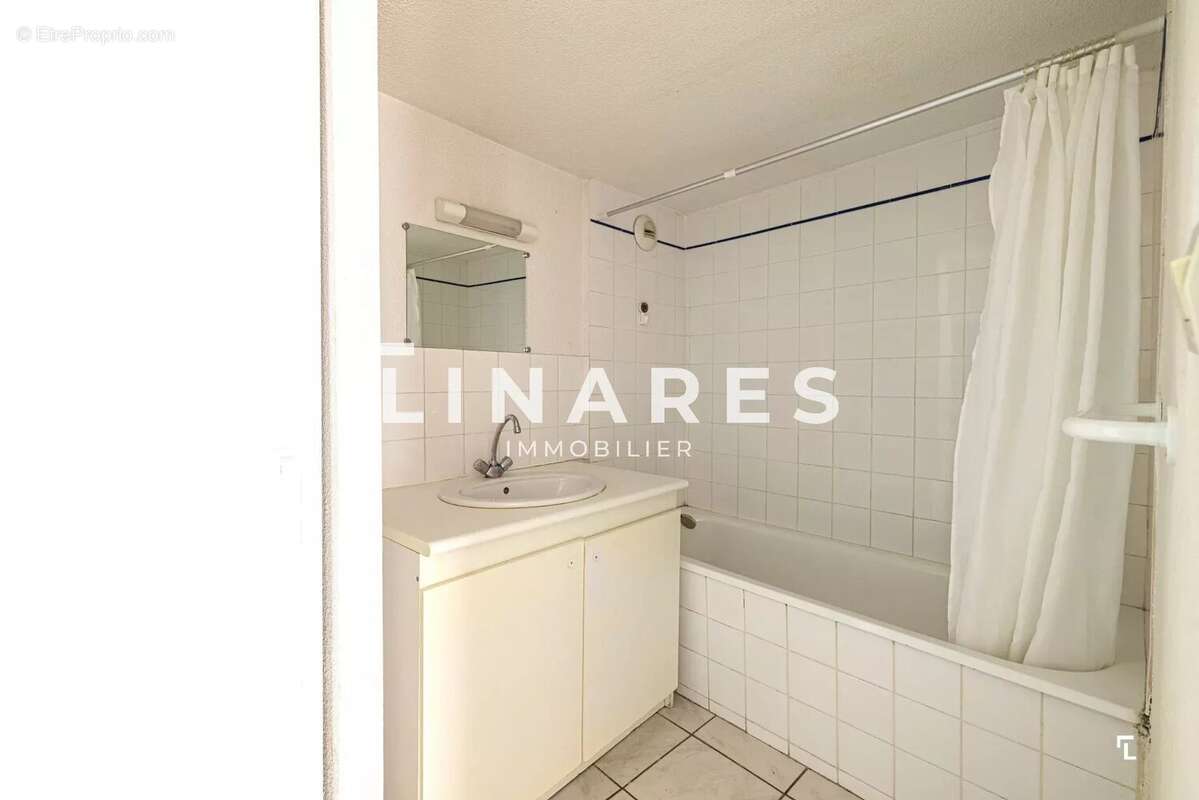 Appartement à MARSEILLE-2E