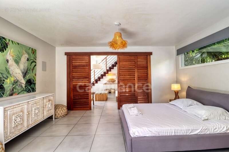 Maison à LES TROIS-ILETS