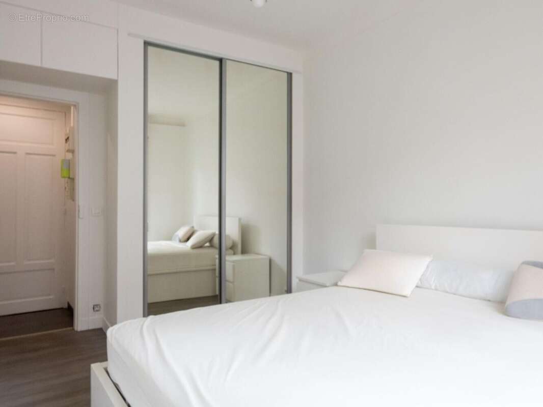 Photo 4 - Appartement à ASNIERES-SUR-SEINE