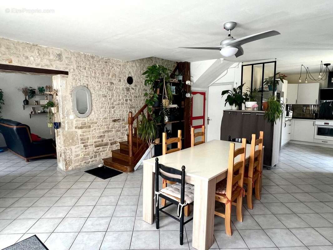Maison 150 m² à La Villedieu  - photo 3