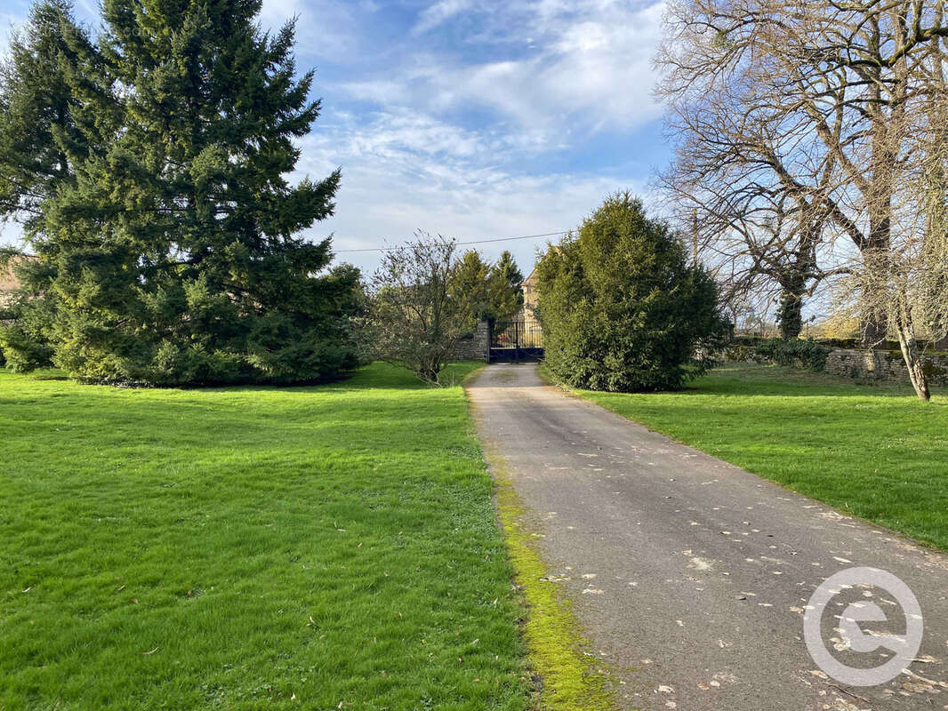 Maison à SAINTE-COLOMBE