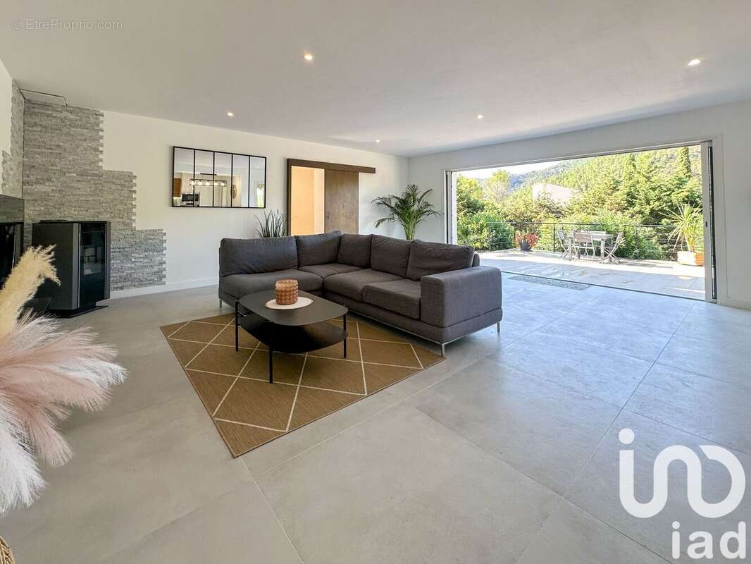 Photo 9 - Maison à LES ADRETS-DE-L'ESTEREL