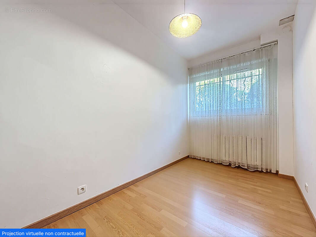 Appartement à HYERES