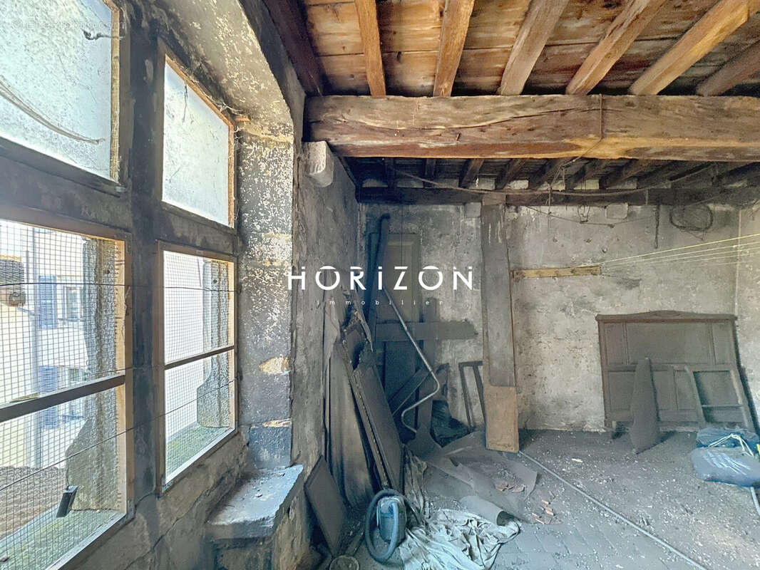 Appartement à PONT-DE-VAUX