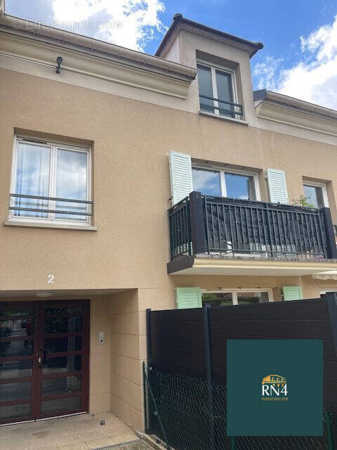 Appartement à LA QUEUE-EN-BRIE