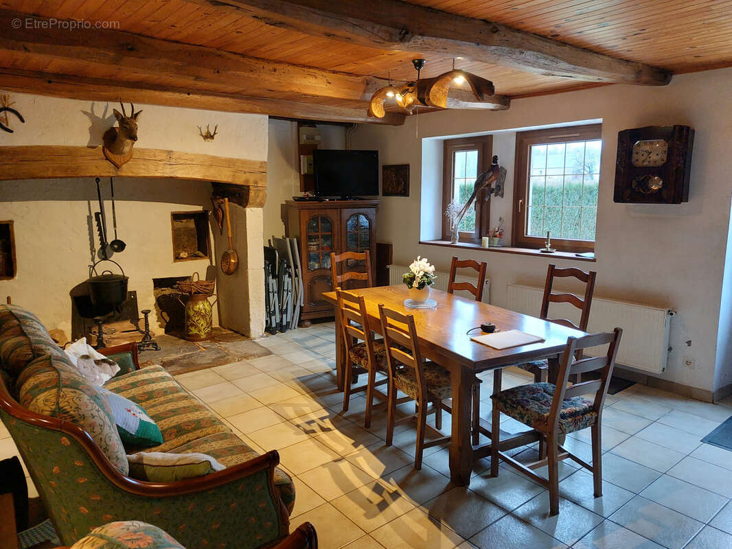Belle maison Auvergnate de 143 m2 spacieuse et familiale - photo 4