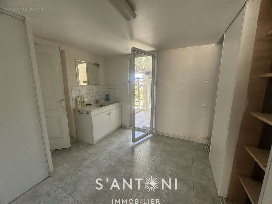 Thezan les beziers -quartier residentiel villa 5 chambres et jardin - photo 10