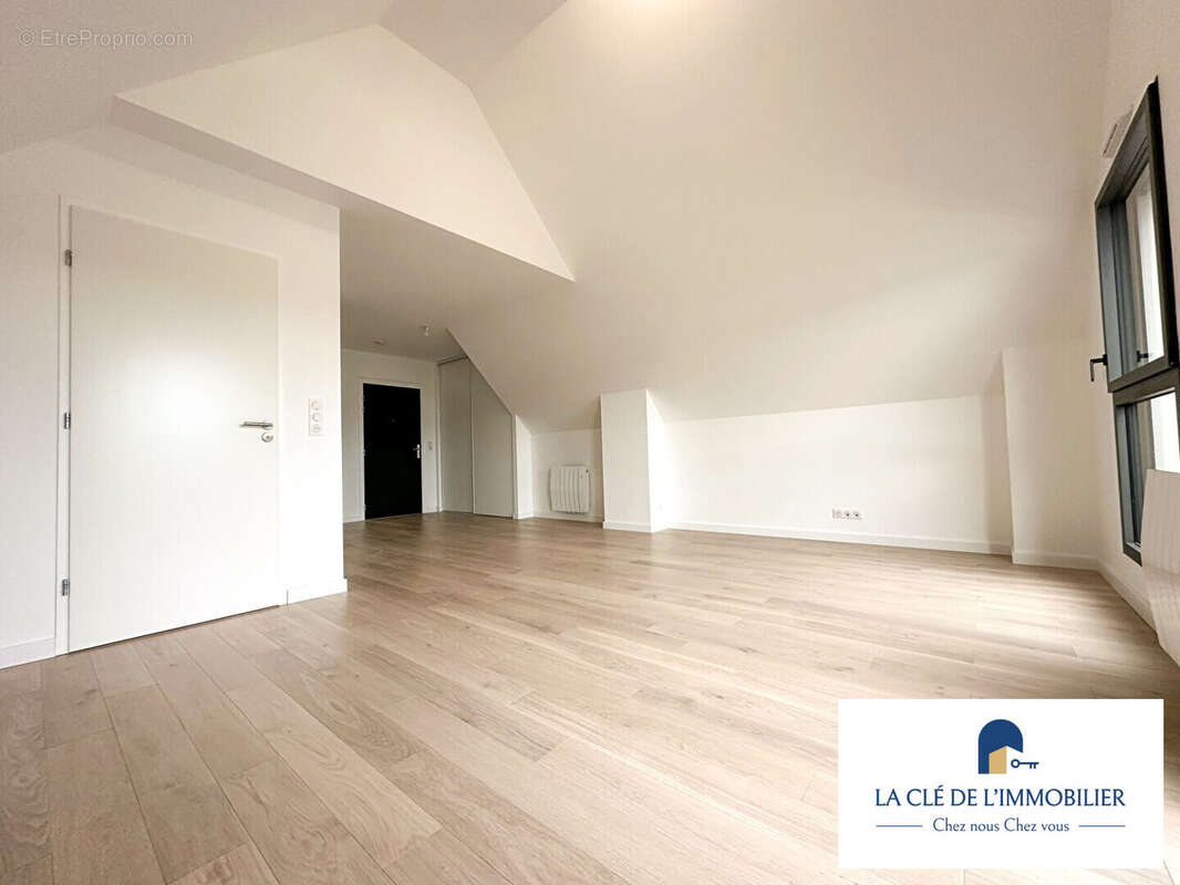 Appartement 35 m² à Quimper  - photo 2