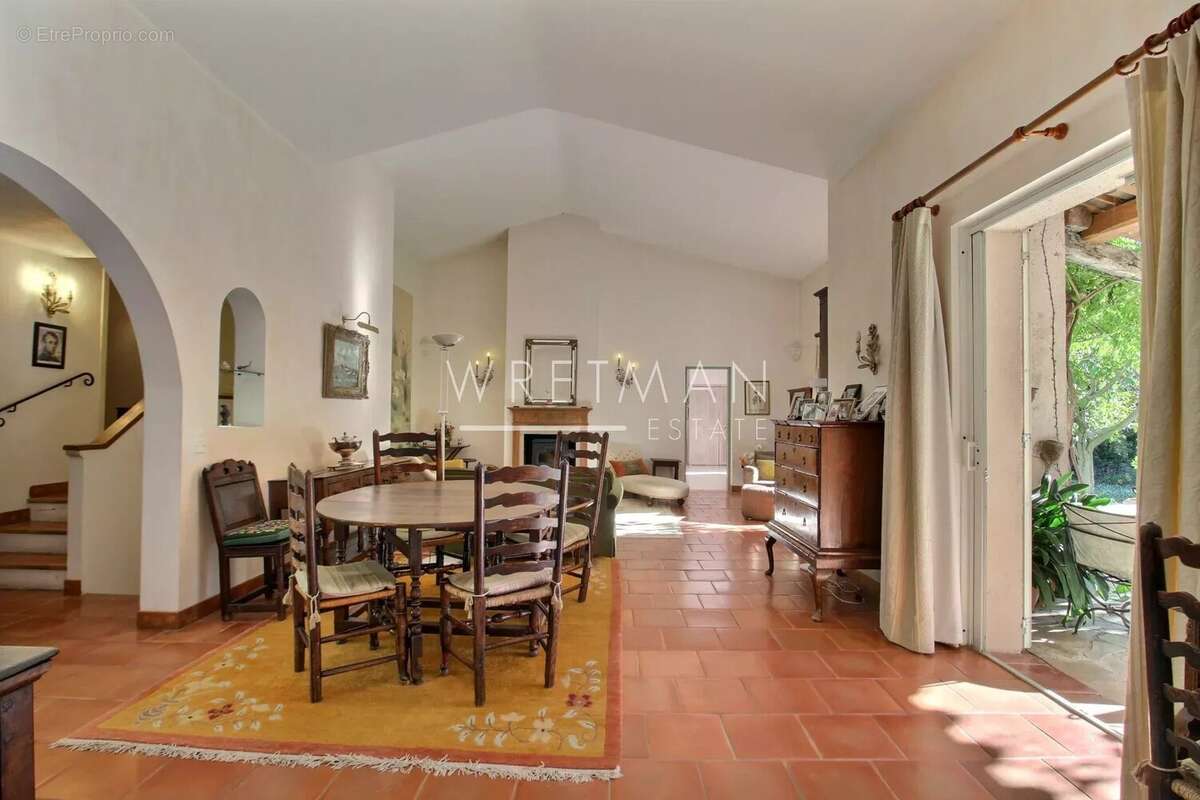 Maison à FAYENCE