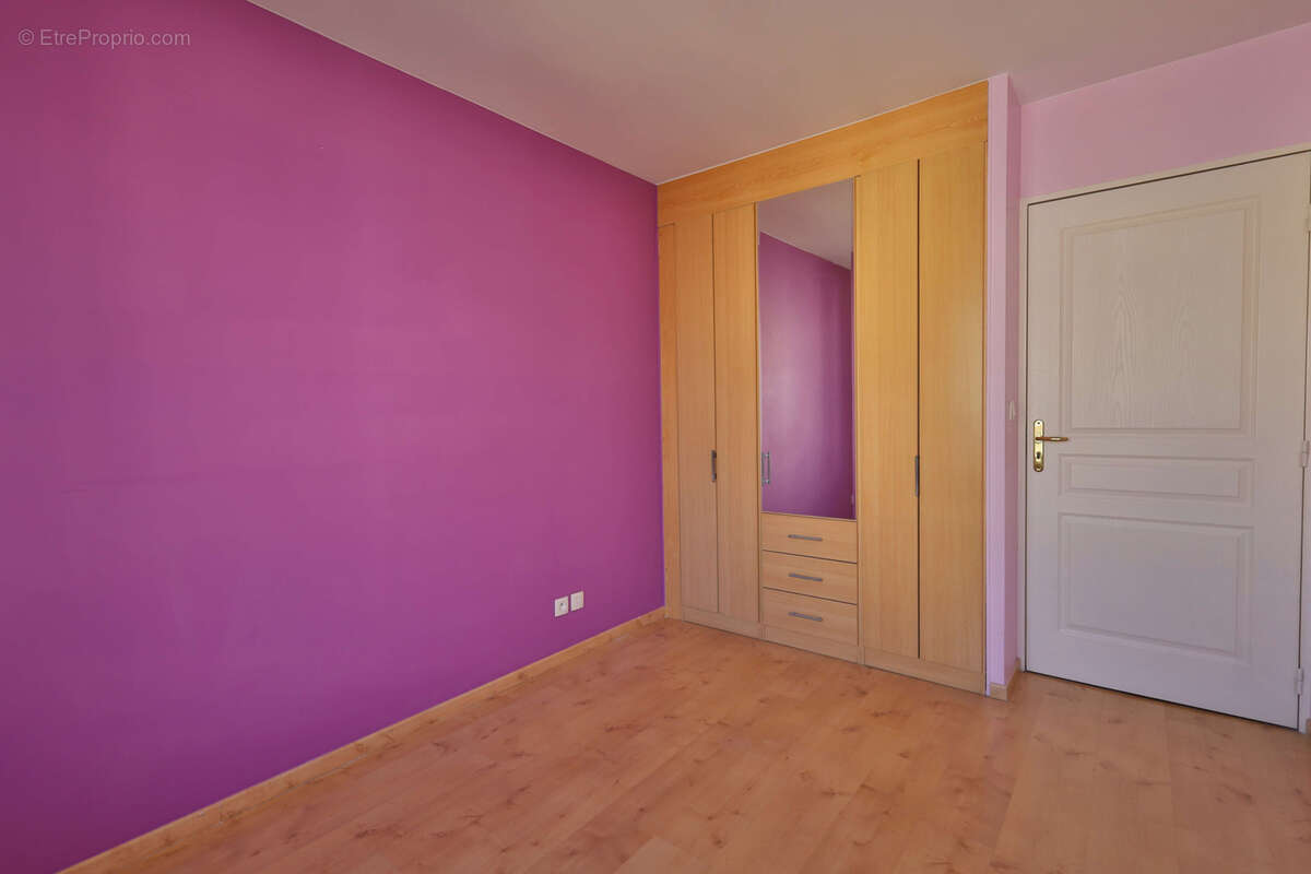 Appartement Type 3 - 62,02 m2 habitables (LOI CARREZ) - Garage - photo 10