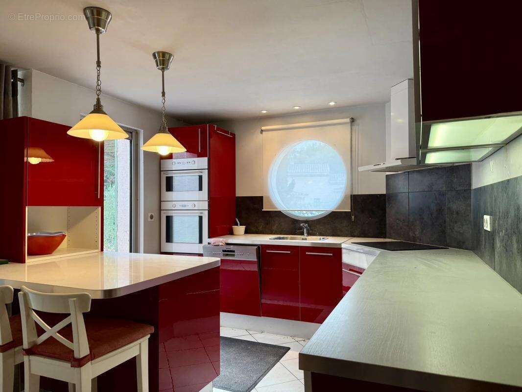 Maison à L&#039;ISLE-SUR-LA-SORGUE