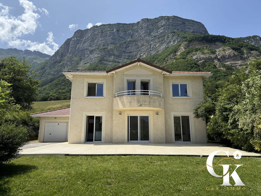 Maison à SAINT-PAUL-DE-VARCES