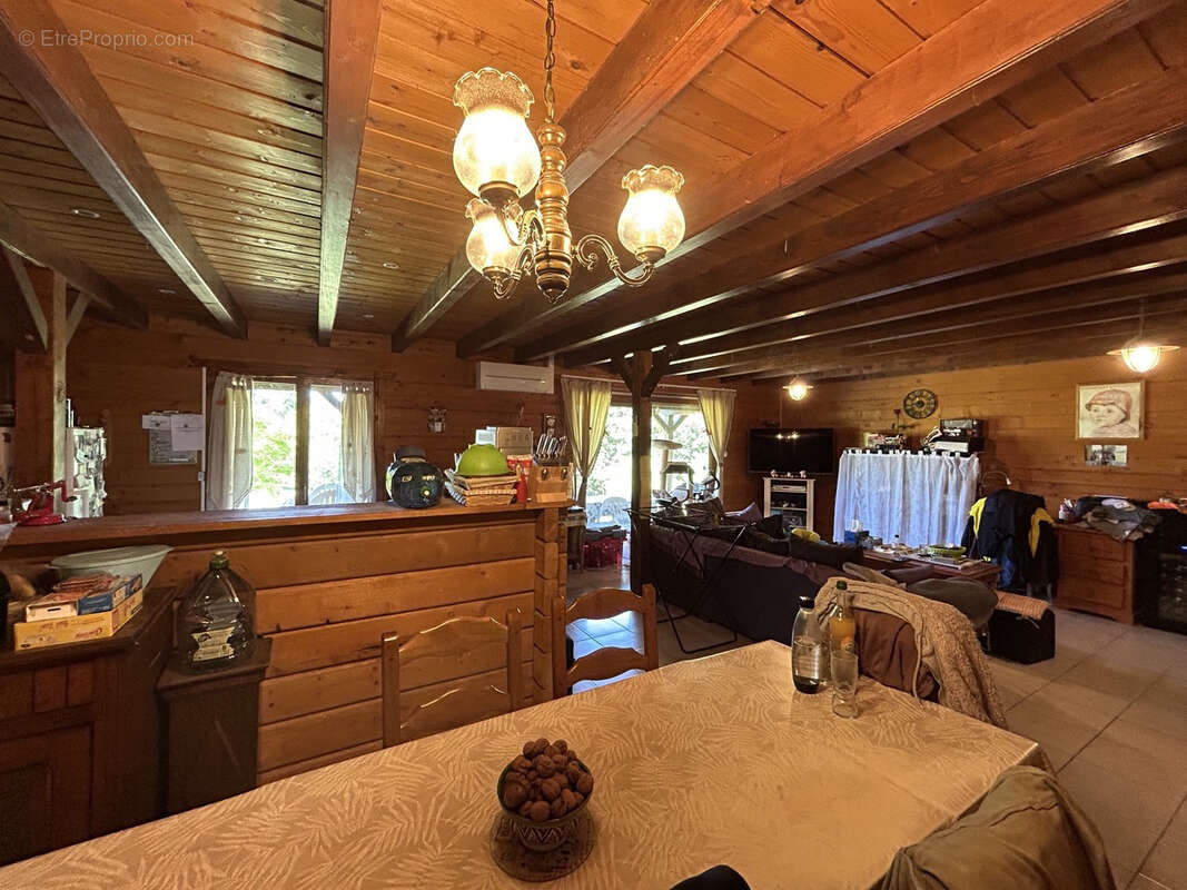 Maison à Saint-Clément en Corrèze - photo 3