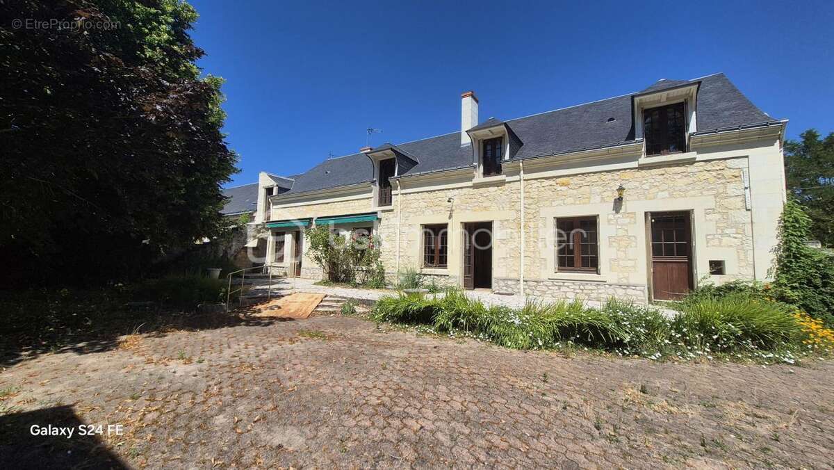 Maison en pierre avec charme de l’ancien à La Chapelle-sur-Loire - photo 4