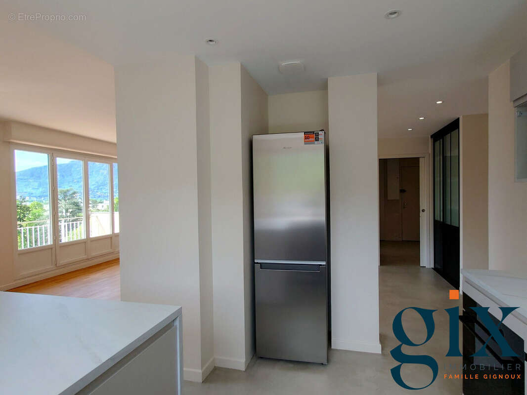 Appartement à GIERES