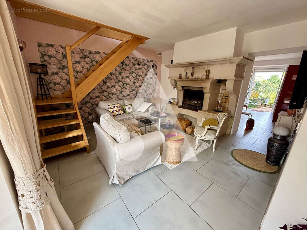 Maison à BRAUVILLIERS