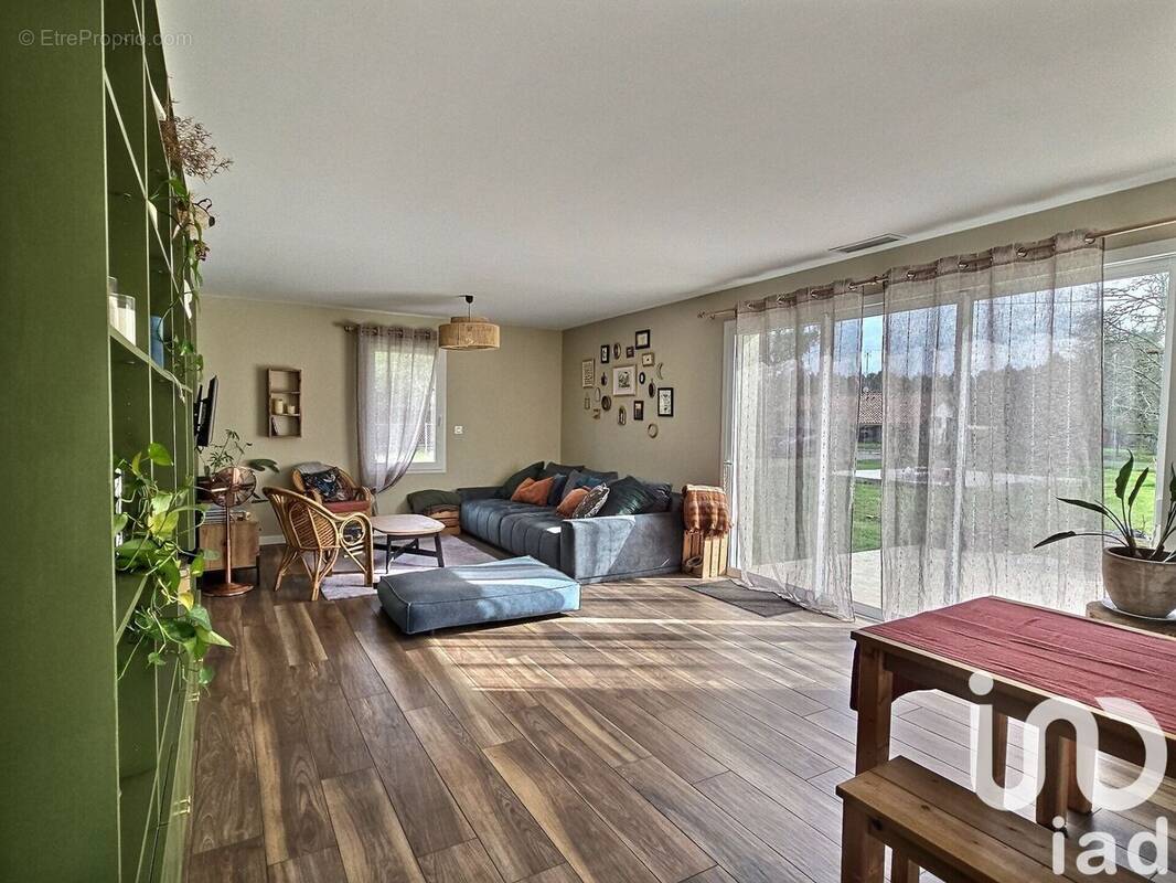 Photo 1 - Maison à MOUSTEY