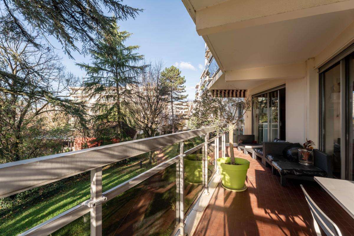 Appartement à CALUIRE-ET-CUIRE