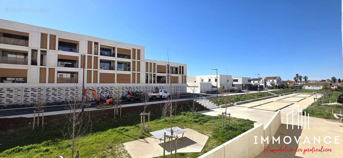 Appartement à MAUGUIO
